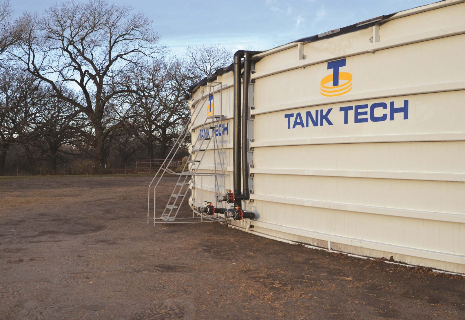 Industrial Fluid Tank - side view.